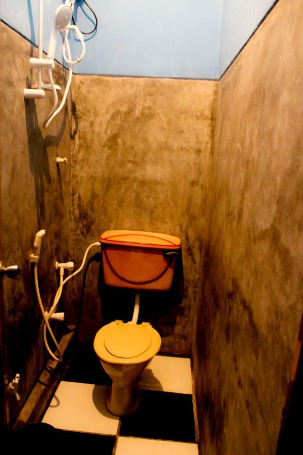 J Hostel Kandy Bagian luar foto